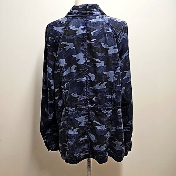Lane Bryant Blue Camo Jacket Blazer 100% Lyocell Snap Closures Woman Sz 14/16 - Picture 7 of 10